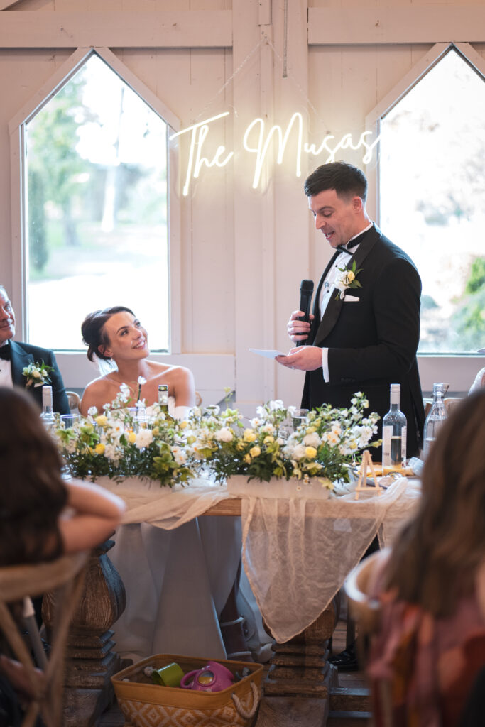Thomas reading his wedding speech to Rachel.